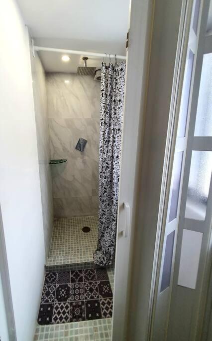 Hostel Privada Con Tv Polanco Hab 4 Mexico City